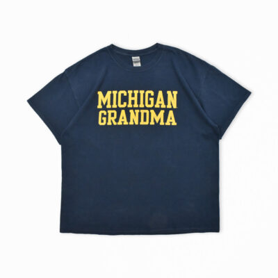 GILDAN ミシガン グランドマ カレッジプリント Tシャツ XL